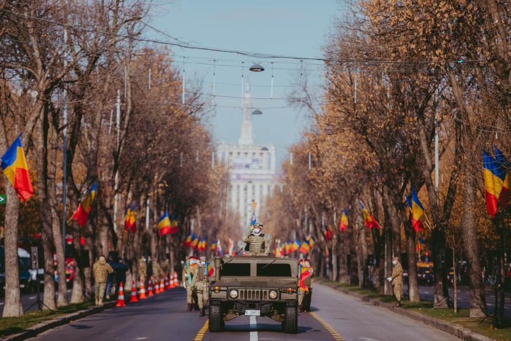 Parada militară de Ziua Naţională din Capitală a început